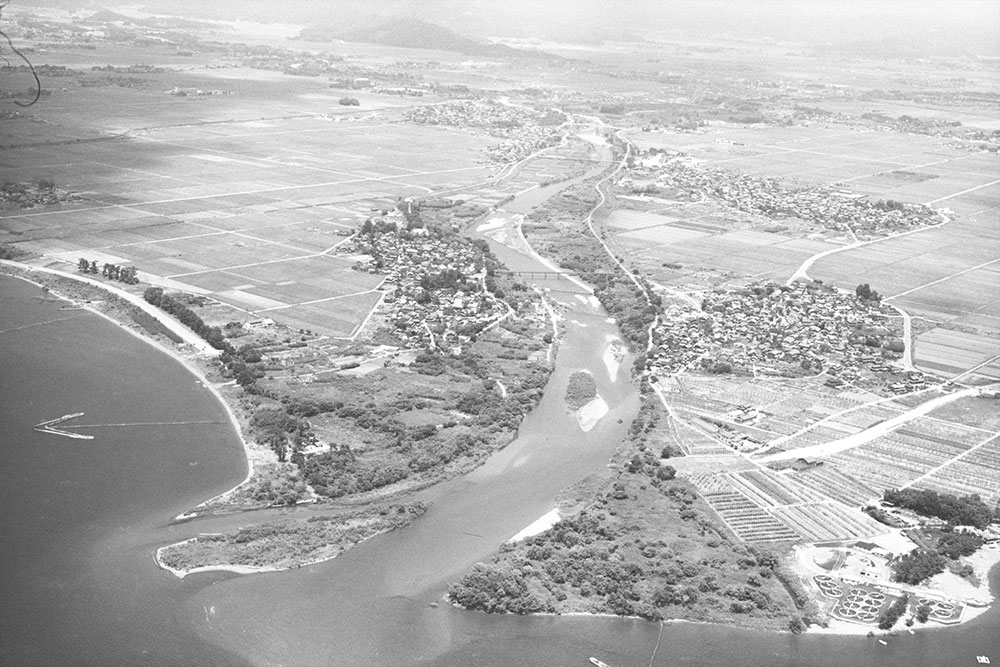 姉川河口をのぞむ