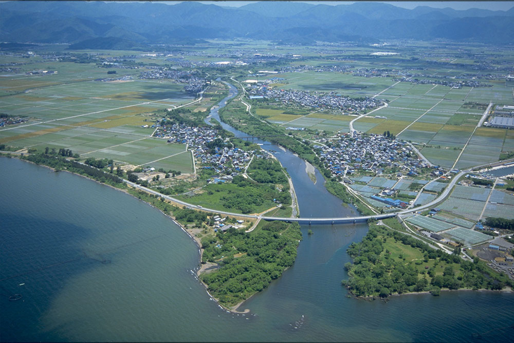 姉川河口をのぞむ